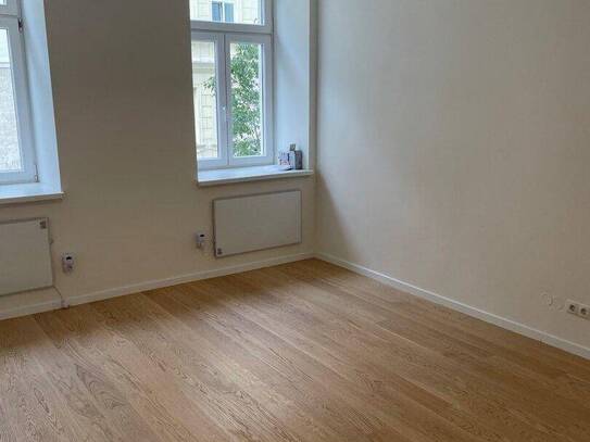 Urbanes Wohnen auf kleinem Raum - vollsanierte Etagenwohnung in zentraler Lage um nur 145.900,00 €! Achtung neuer Preis…