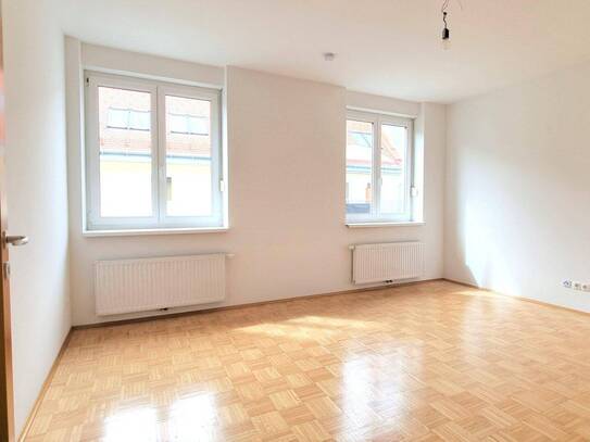 Sichern Sie sich Ihr GOODIE und ein Kaufpreis-Zuckerl! Entdecken Sie die Eleganz im Altbau: Frisch renovierte Wohnung