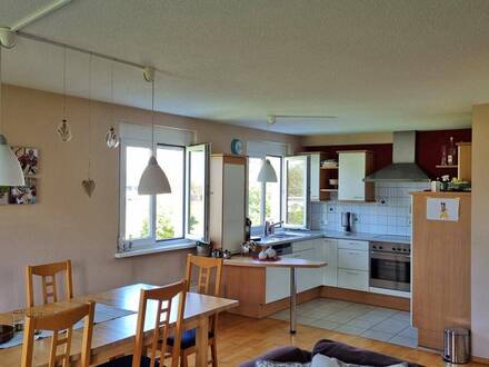 3-Zimmer Maisonettewohnung mit großer Dachterrasse!