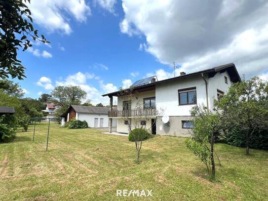 Einfamilienhaus mit Nebengebäude, schönem Garten und angrenzendem Grundstück mit Altbestandshaus!