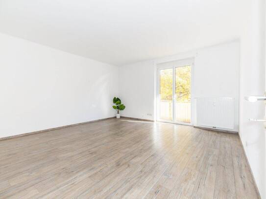 AB 01.02.2025 VERFÜGBAR I ERSTBEZUG I BALKON I CARPORT I BADEWANNE I 1. STOCK I HAUSTIERE WILLKOMMEN I KOMPLETT NEU SAN…