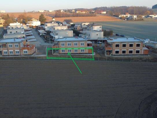 Traumhafte Gartenwohnung in St. Marien: Erstbezug mit Terrasse, 4 Zimmer und 2 Carportstellplätzen!