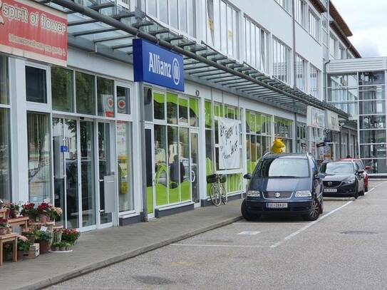 GESCHÄFTSLOKAL UND BÜRO IN STARK FREQUENTIERTER LAGE