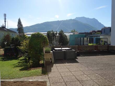 Heller, zentrumsnaher 3-Zimmer-Bungalow in Aussichtslage mit Wintergarten und Terrasse