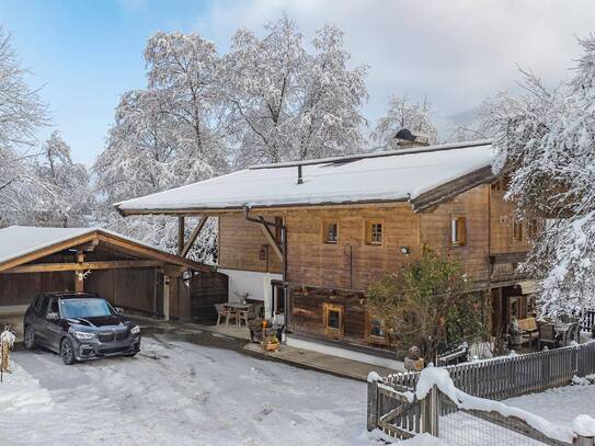 Tirolerhaus mit über 3.800 m² Grund in idyllischer Ruhelage