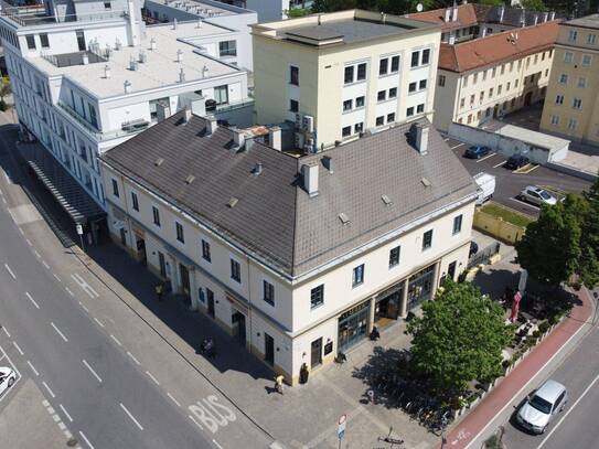 Neu ausgemalte Geschäfts-/ Büro-/ Praxisflächen gegenüber vom Hauptbahnhof - PROVISIONSFREI