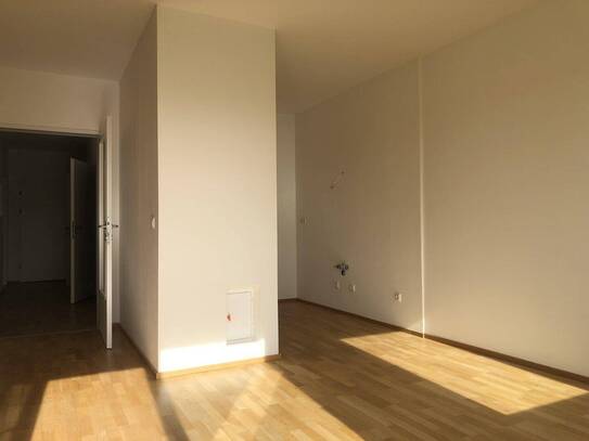 Helle 3-Zimmer Wohnung mit Loggia und Balkon