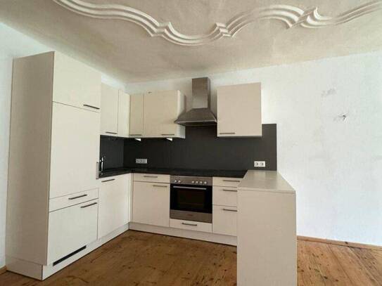 Wunderschöne charmante 2-Zimmer Wohnung in zentraler Lage in Hallein