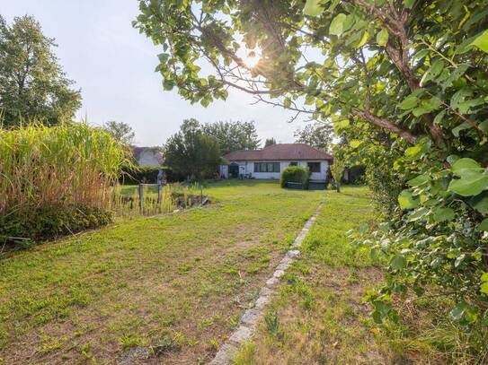 BUNGALOW MIT VIEL PLATZ FÜR IHRE IDEEN