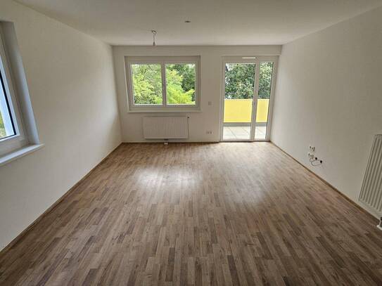 ERSTBEZUG mit KAUFOPTION - 4-Zimmer-Mietwohnungen (Ecke / Grünblick) mit Balkon / Terrasse & Parkplatz-Option nahe Merk…