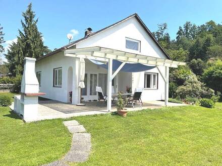 Tobelbad! Herrliche Ruhelage! Sonniges Familienhaus mit Terrasse, Garten und Schwimmbad!