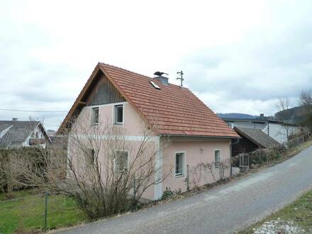 Nettes Kleines Haus im Ortszentrum von Schörfling am Attersee!