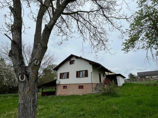 Einfamilienhaus in idyllischer Lage mit großem Garten und Extras in Rauchwart - jetzt kaufen für 199.000,00 €!