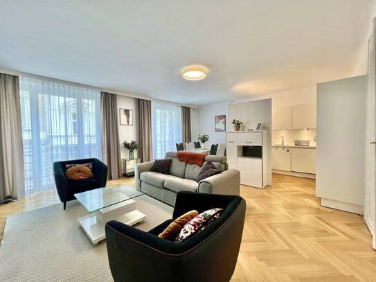 ZENTRUMSLAGE - ca. 94m² WFL - 3 Zimmer - Einbauküche - 3.Liftstock - Thermisch Saniertes Haus