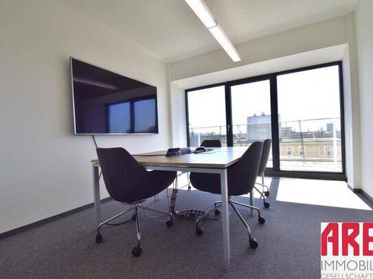 BÜROFLÄCHE AUFGETEILT AUF 2 STOCKWERKE MIT TERRASSE UND BLICK ZUM PÖSTLINGBERG