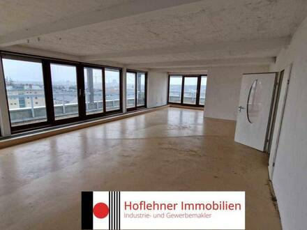 Großes Büro mit riesiger Terrasse im 8. OG | 2 Zimmer | 178m2