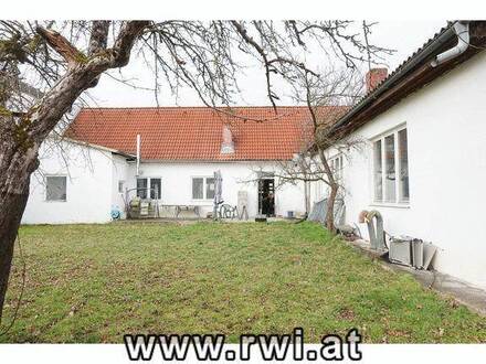 Firmenareal mit Wohnbereich