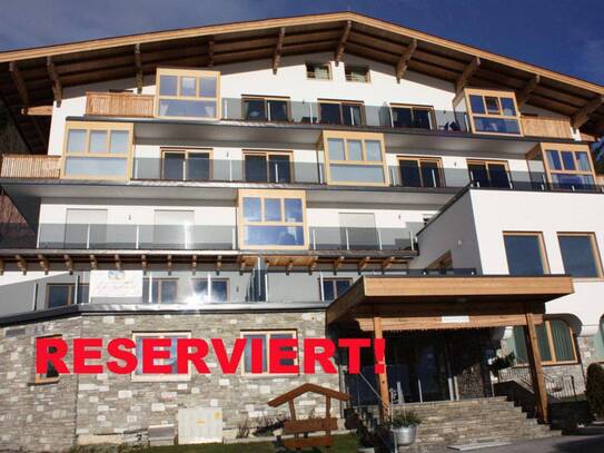 Zell am See: Liebevoll eingerichtete Ferienwohnung mit Seeblick, touristischer Nutzung und Wellnessbereich