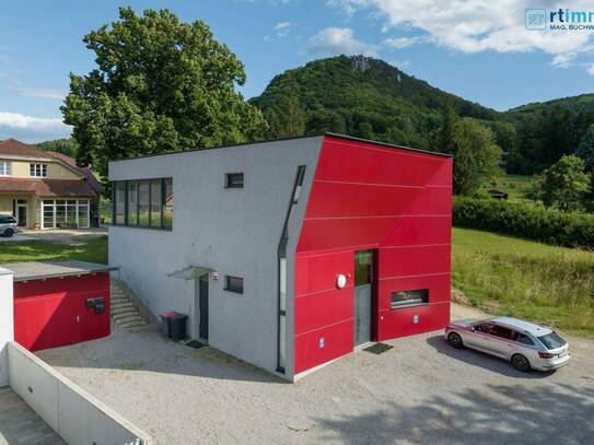 Wohnen & Arbeiten im südlichen Wienerwald - Architektenhaus mit loftartigem Atelier