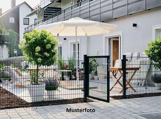 +++ Einfamilienhaus mit Terrasse und Garten +++