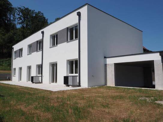 Linz-Süd: NEUER PREIS! Bezugsfertig! Mittelreihenhaus, 4 Zimmer, ca. 100m² Wohnfläche, pflegeleichter Garten, inkl. Car…