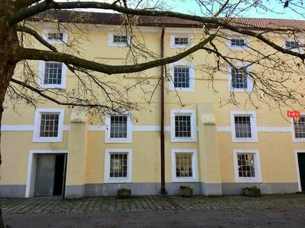 Lagerflächen mit günstiger Pauschalmiete in historischer Mühle Nähe A1/ A7 Ausfahrt beim Gewerbepark Franzosenhausweg i…