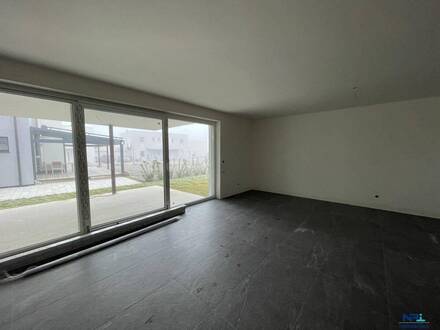 *PROVISIONSFREI* NEUBAU - DOPPELHAUSHÄLFTE MIT SEEZUGANG