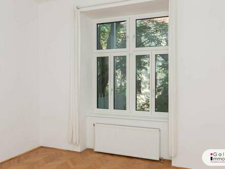 Schmucke Garconniere mit großem Balkon