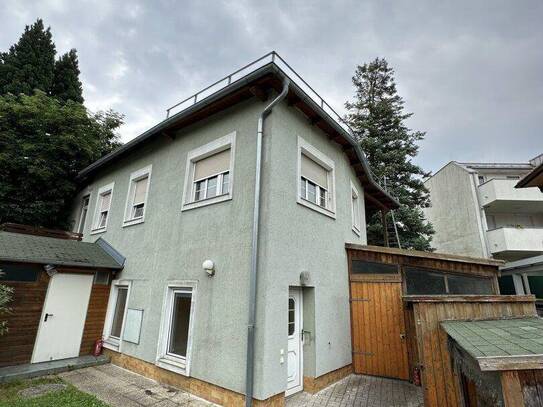 Einfamilienhaus im Grünen an der Grenze zu Wien