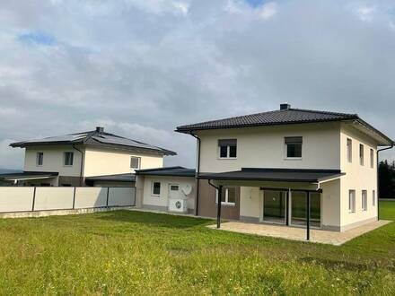 NEUBAU-WOHNHAUS mit Doppelcarport Nähe Faaker See