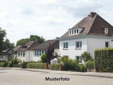 2-Familienhaus mit Wellnessoase und Swimmingpool