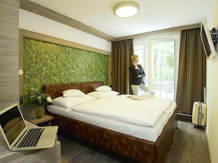 PRESTIGE DESIGN HOTEL MIT BETREIBER 4% RENDITE ABSOLUTE PRESTIGE LAGE WIEN