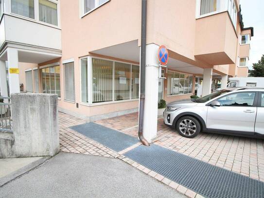 Helle Büro-/Geschäftsfläche im Zentrum von St. Johann im Pongau