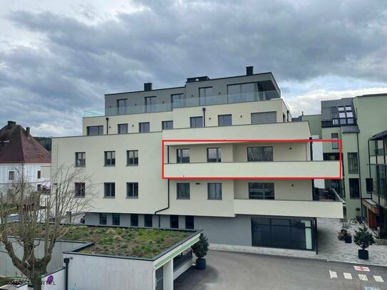 Hochwertige neue Wohnung mit großen Balkon!