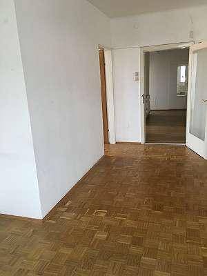 * Helle stylische 2 Zimmer- Altbauwohnung - WG geeignet - nächst TU Graz *