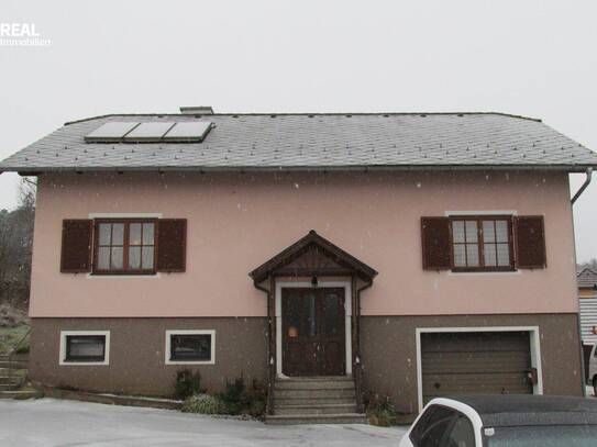 Idyllisches, seniorengerechtes Landhaus mit Nebengebäude und Garten