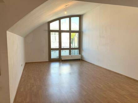 1140! 4-Zimmer DG-Maisonette mit 2 Balkonen in Grünruhelage! UNBEFRISTET!