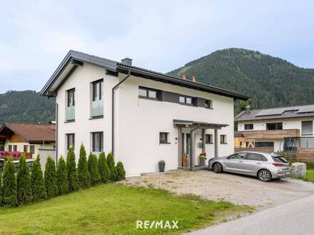 "Pongau Sunny Villa"