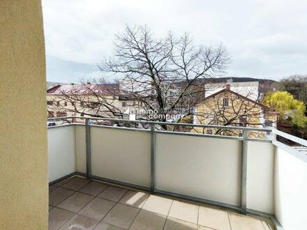 Sanierte, helle 2-Zimmer Wohnung mit Fernblick in Grünruhelage nähe HTL - kleiner Balkon