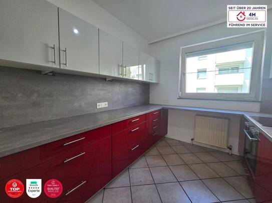 *RESERVIERT*Großzügig geschnittene 89m2, 3 Zimmer Neubauwohnung + Balkon + Einbauküche & Kellerabteil + Autoabstellplat…