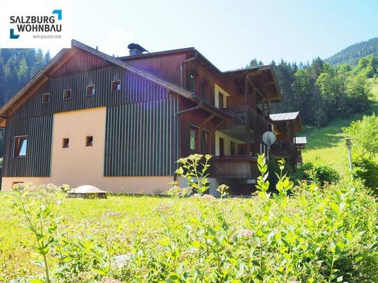 Familienwohnen! Gemütliche, geförderte 3-Zimmerwohnung mit Loggia und Carportplatz in Hüttau! Mit hoher Wohnbeihilfe