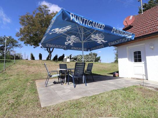 Saniertes ehemaliges Kellerstöckl - Ferienhaus - Tinyhaus mit großem Weingarten