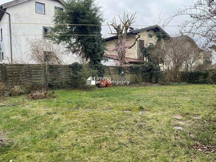 Exklusives Einfamilienhaus in Salzburg mit Garten, Garage und Südbalkon mit Bergblick - Ruhelage!