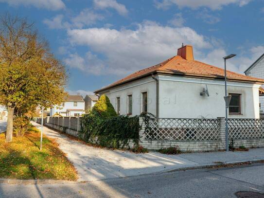 Musikantenviertel - Einfamilienhaus auf Eckgrundstück mit Garage und Vollkeller