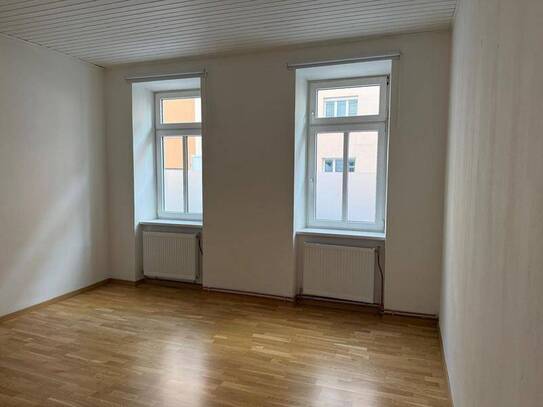 sanierte 2 Zimmer Wohnung ~ Südausrichtung ~ wenige Gehminunten zur Donau