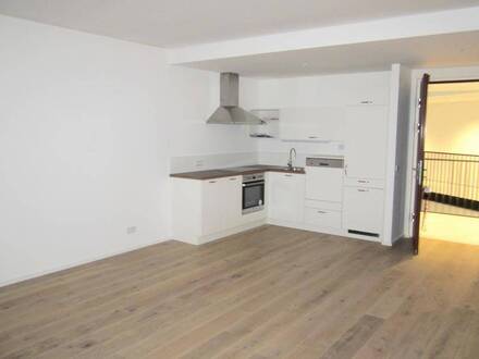 TRAUMHAFTE ZWEIZIMMERWOHNUNG IN GRAMASTETTEN