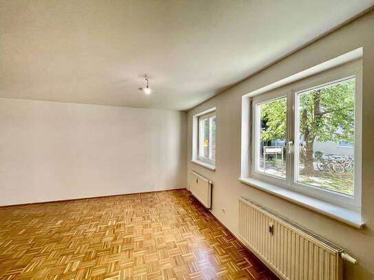 Helle 2 Zimmer Wohnung - Provisionsfrei!