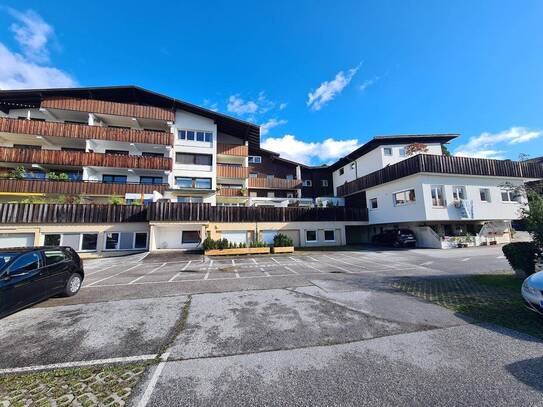 2-Zimmer-Erdgeschoßwohnung mit Terrasse