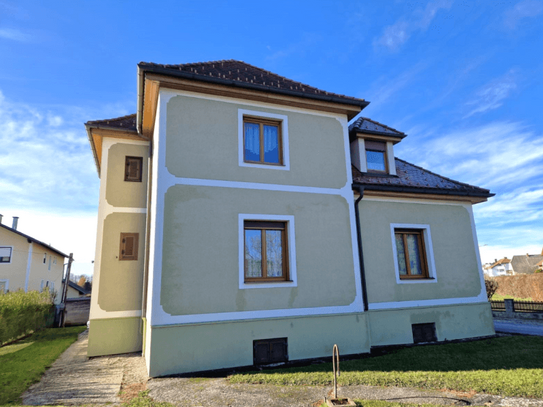 Großzügiges Mehrfamilienhaus (188m²) in zentraler Lage in Rudersdorf!