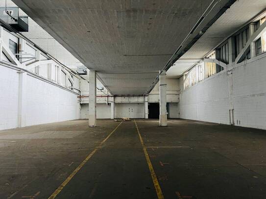 GewerbeparkTraiskirchen! Halle ca.1600 m² mit 2 Rampen!